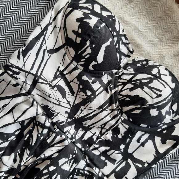 Forever 21 strapless mini - Picture 2 of 7